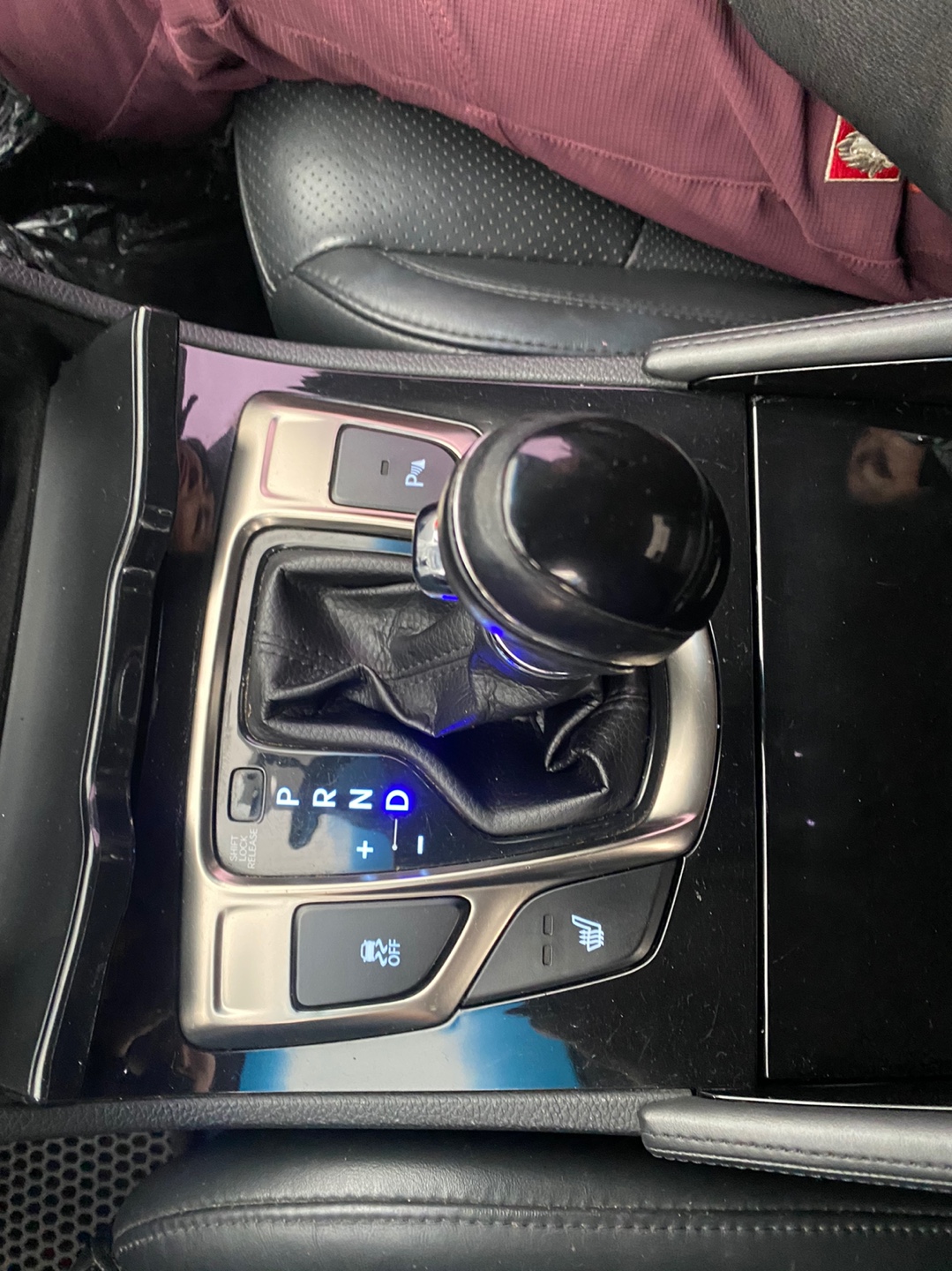 2s14jfvxfx91.jpg