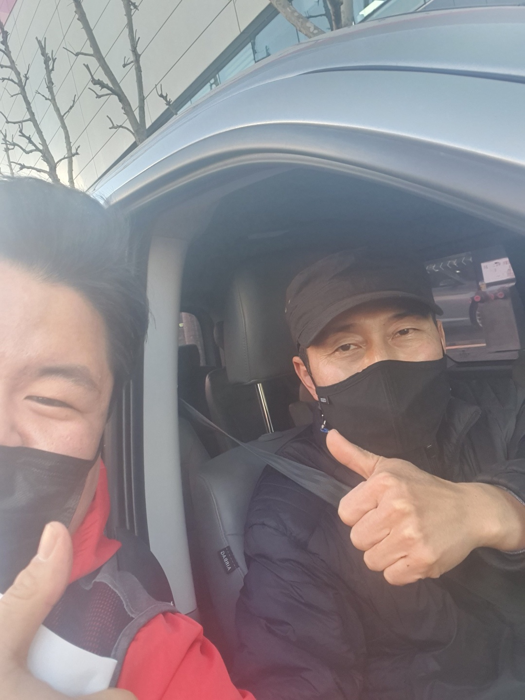많은 분이 함께할 차로 괜찮은 그랜드 스타렉스 중고차 구매 후기