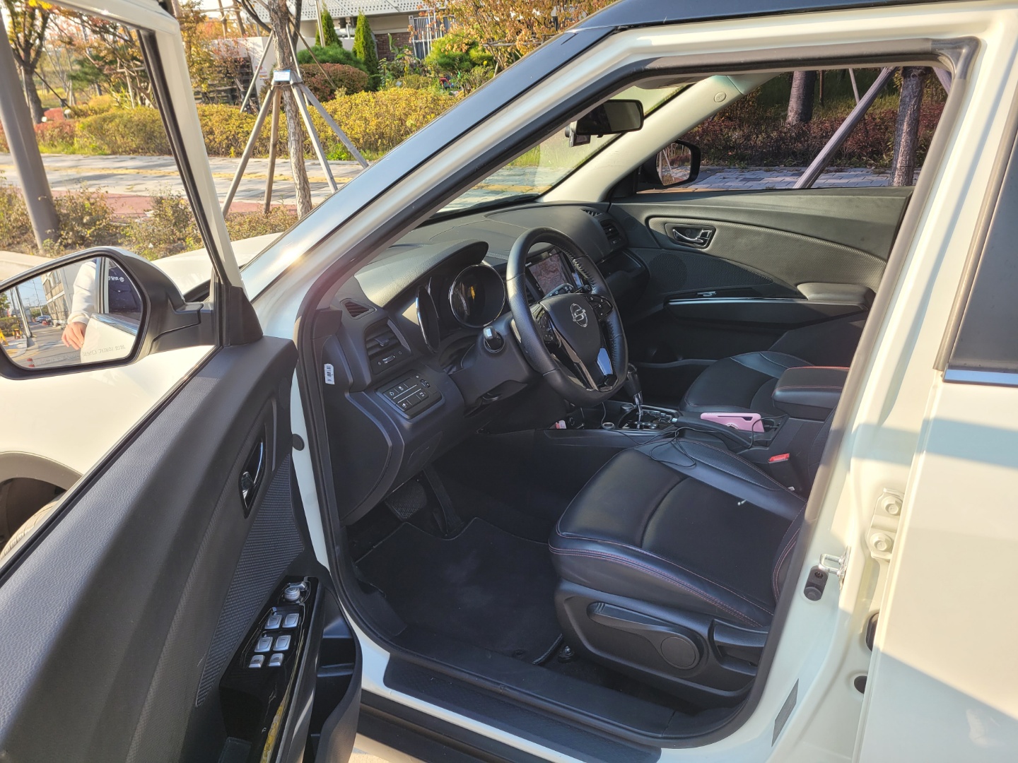 3l7sf8v8u11d.jpg