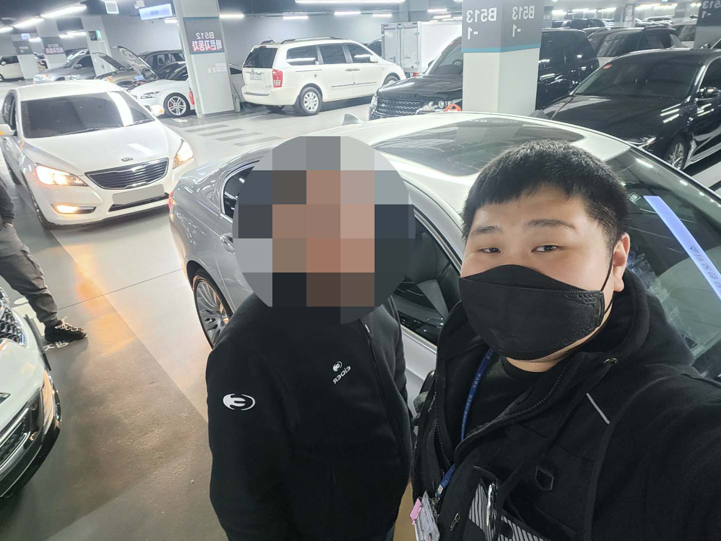 두번 방문해 만족스러운 BMW 730D 중고차 구매한 고객님