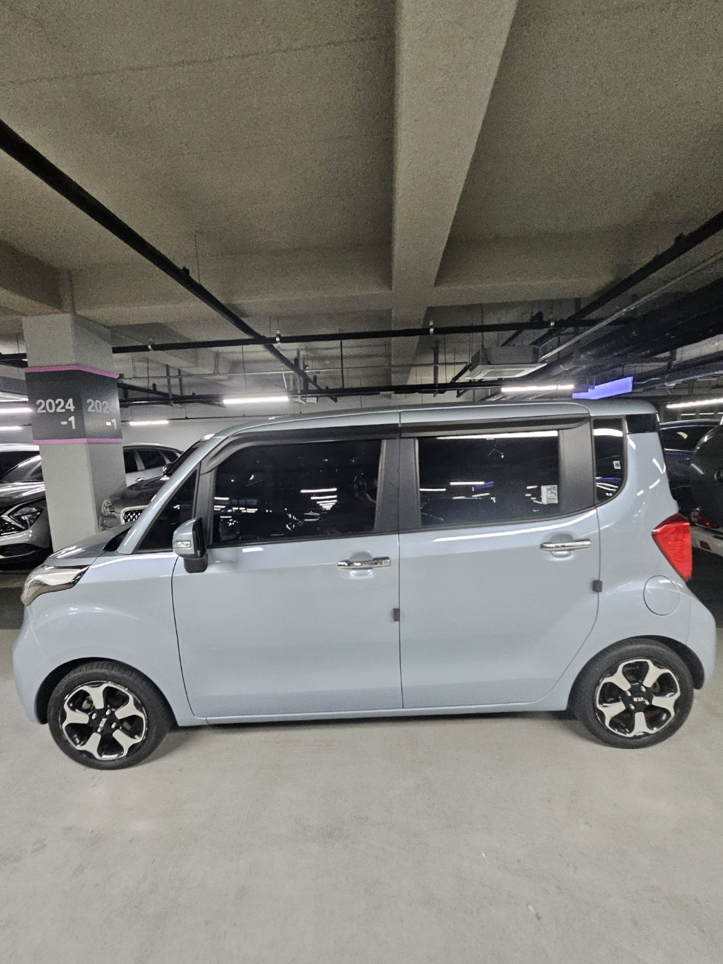 1fj6x0ncb6jo129525.jpg