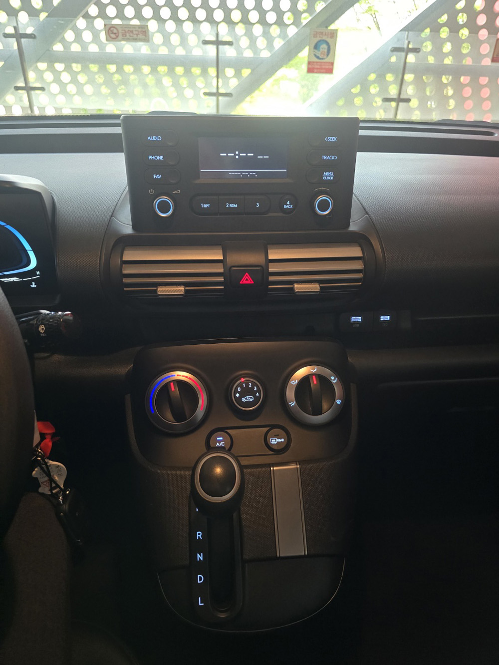 g1fp9psnhid793209.jpg