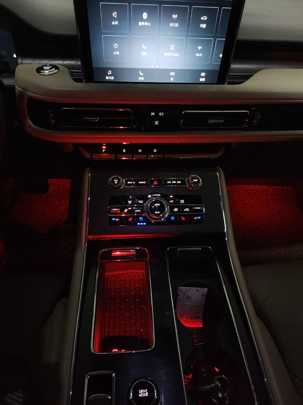 7gst1iw8zt3t204946.jpg