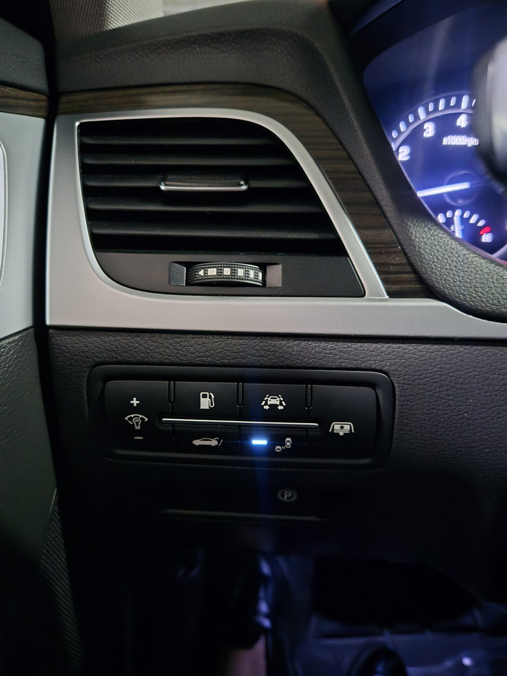 6caghz2pcj8d304620.jpg