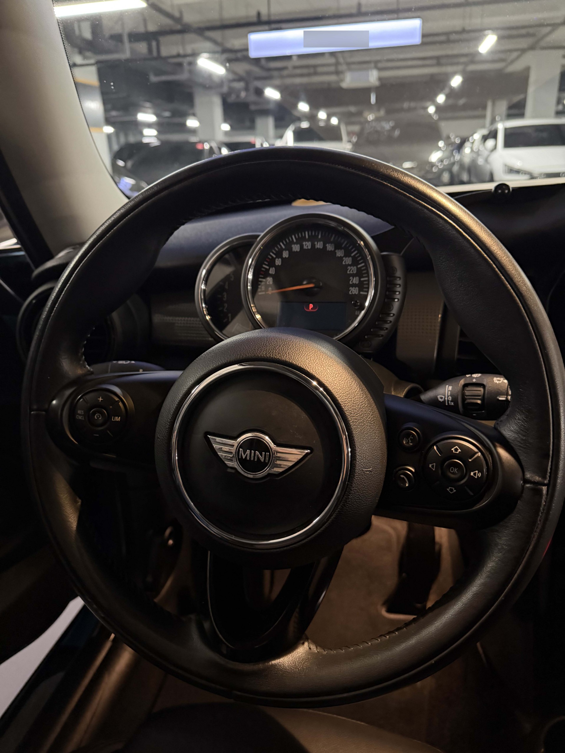 1o61i6ub9qxq388336.jpg