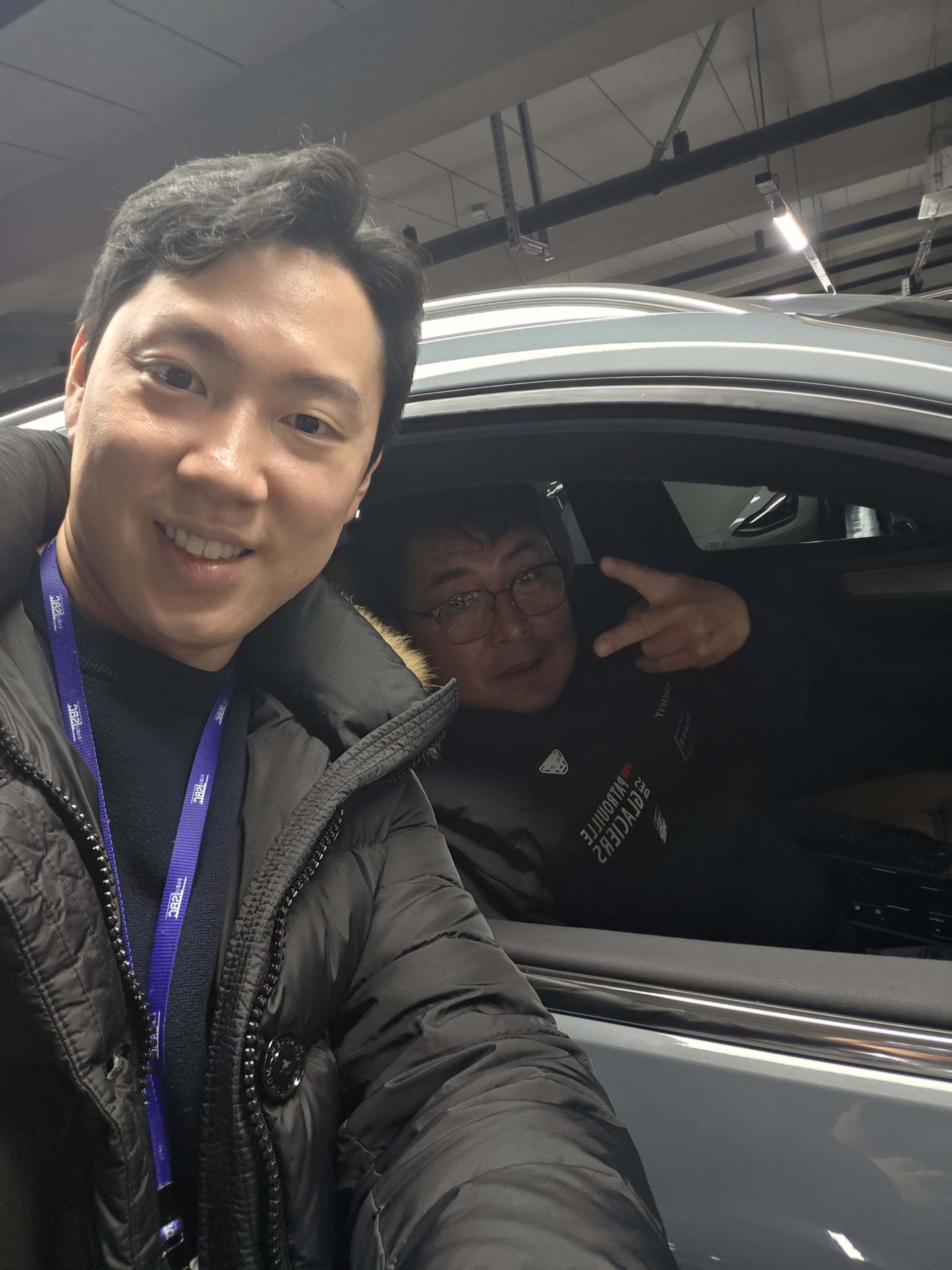 안전 옵션과 관리 편의성으로 결정한 볼보 XC40 중고 출고 후기