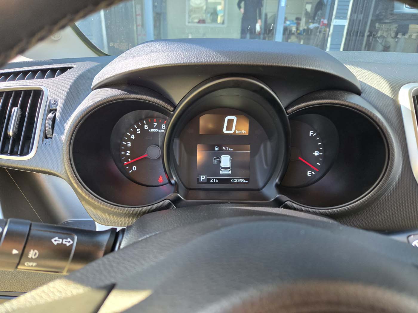 36g2zpfkwgqa501275.jpg