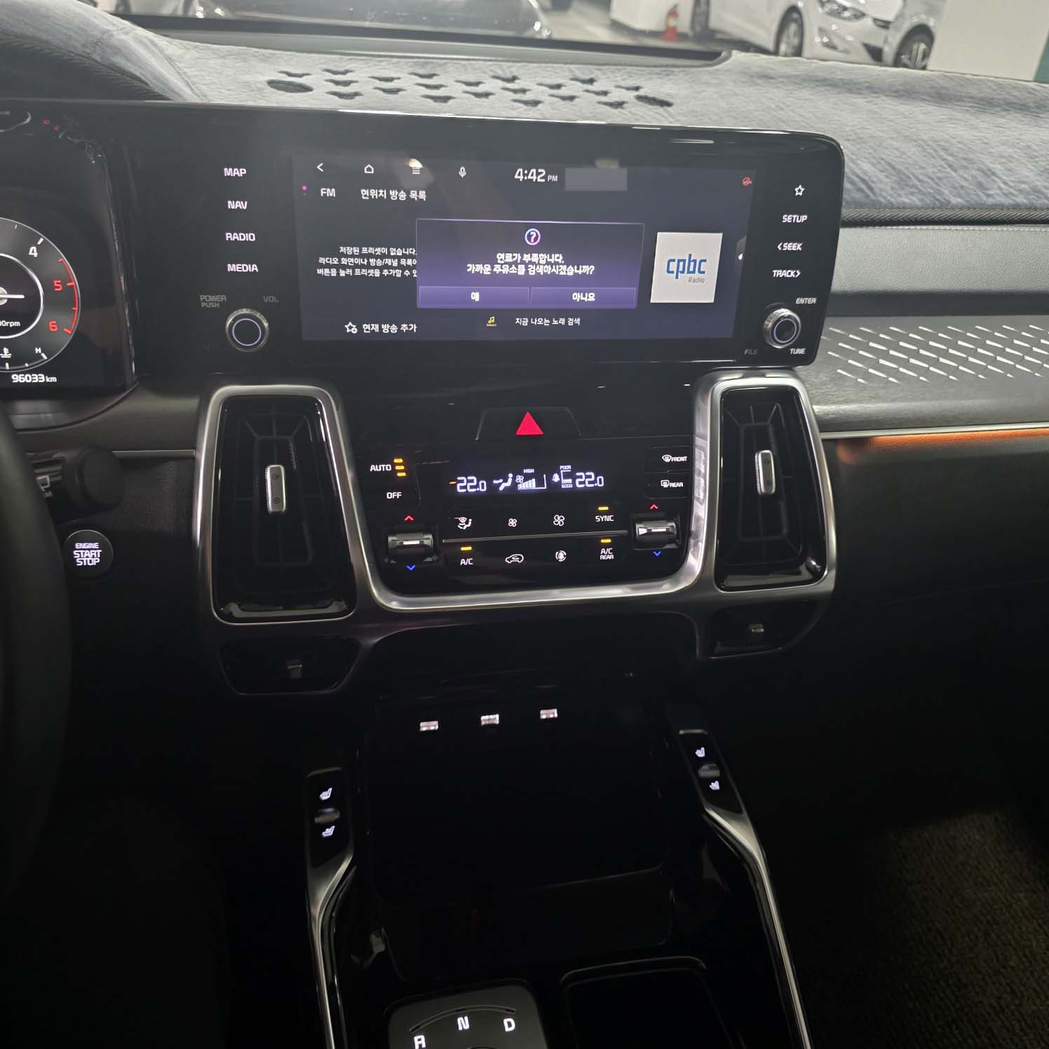 8giho4c1r36225381.jpg