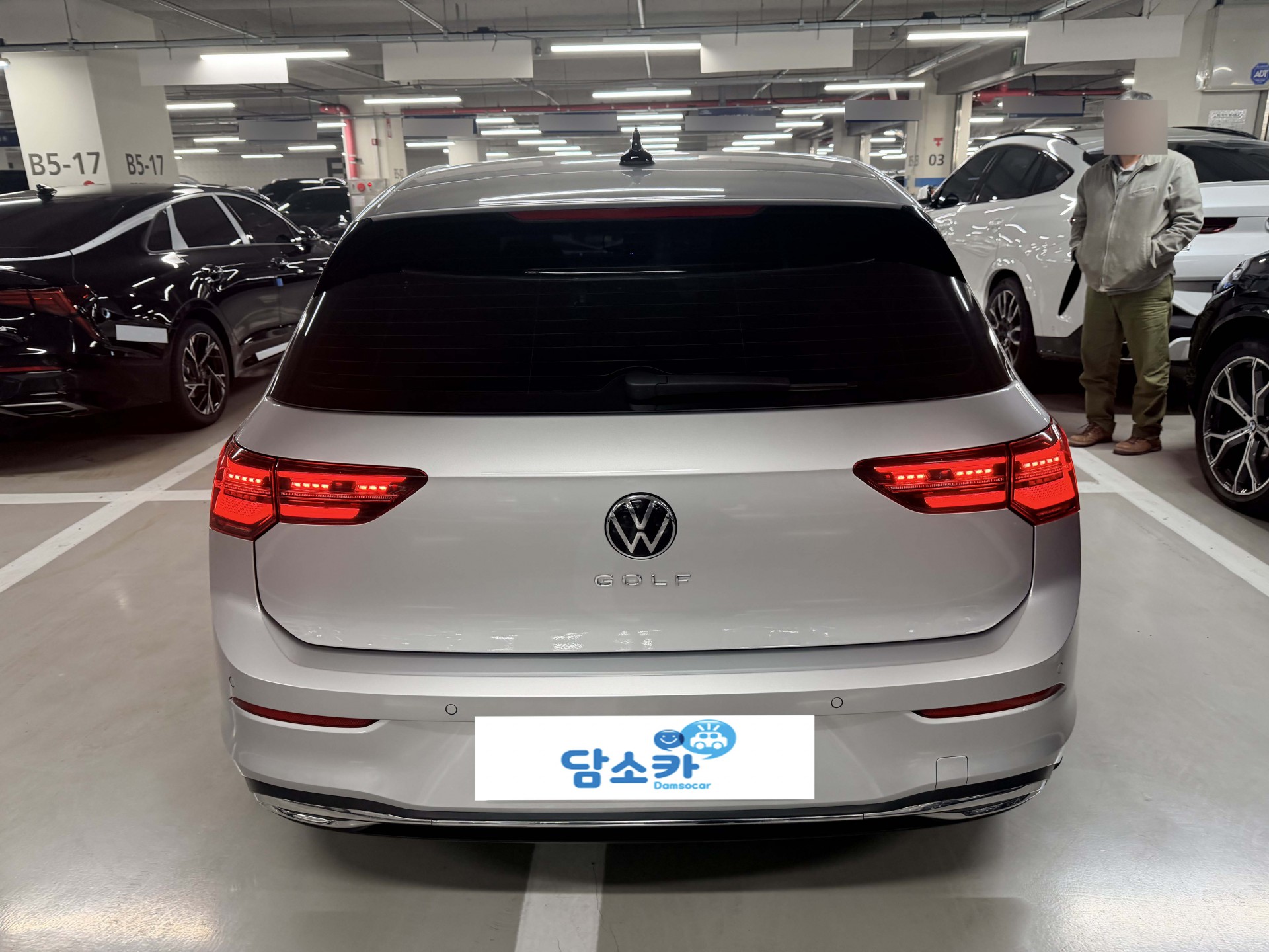 30xi2kt53j5e443405.jpg
