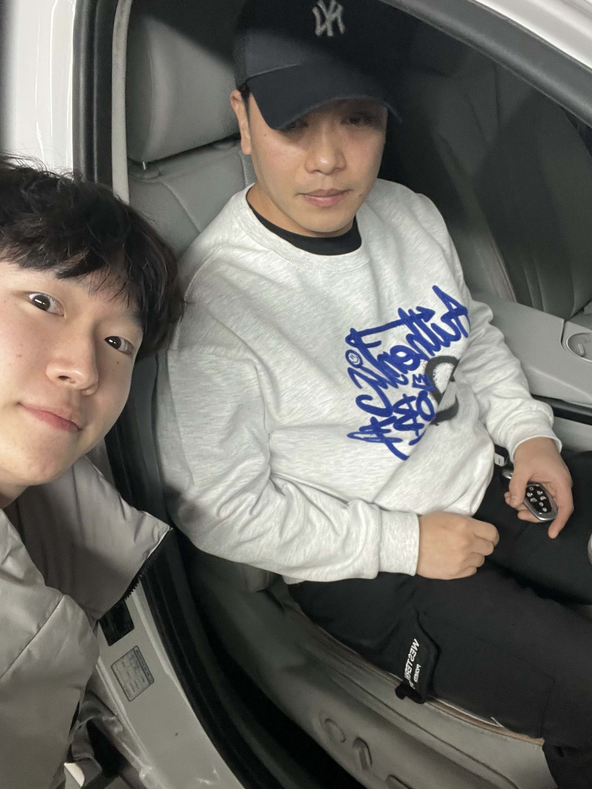갓 입고된 넥쏘 중고차 프리미엄 매물 출고 스토리