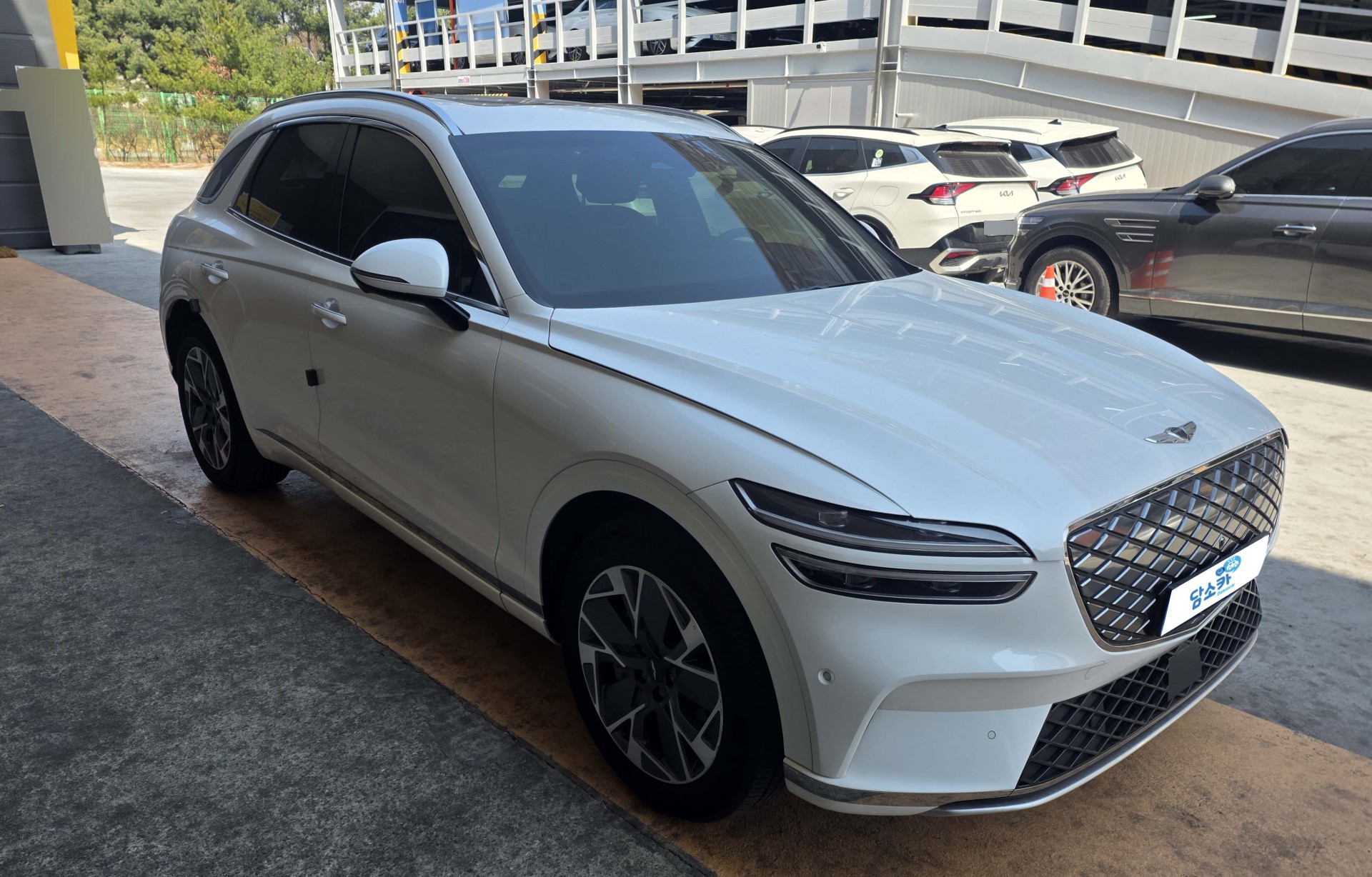 75s2j2falq7e869647.jpg