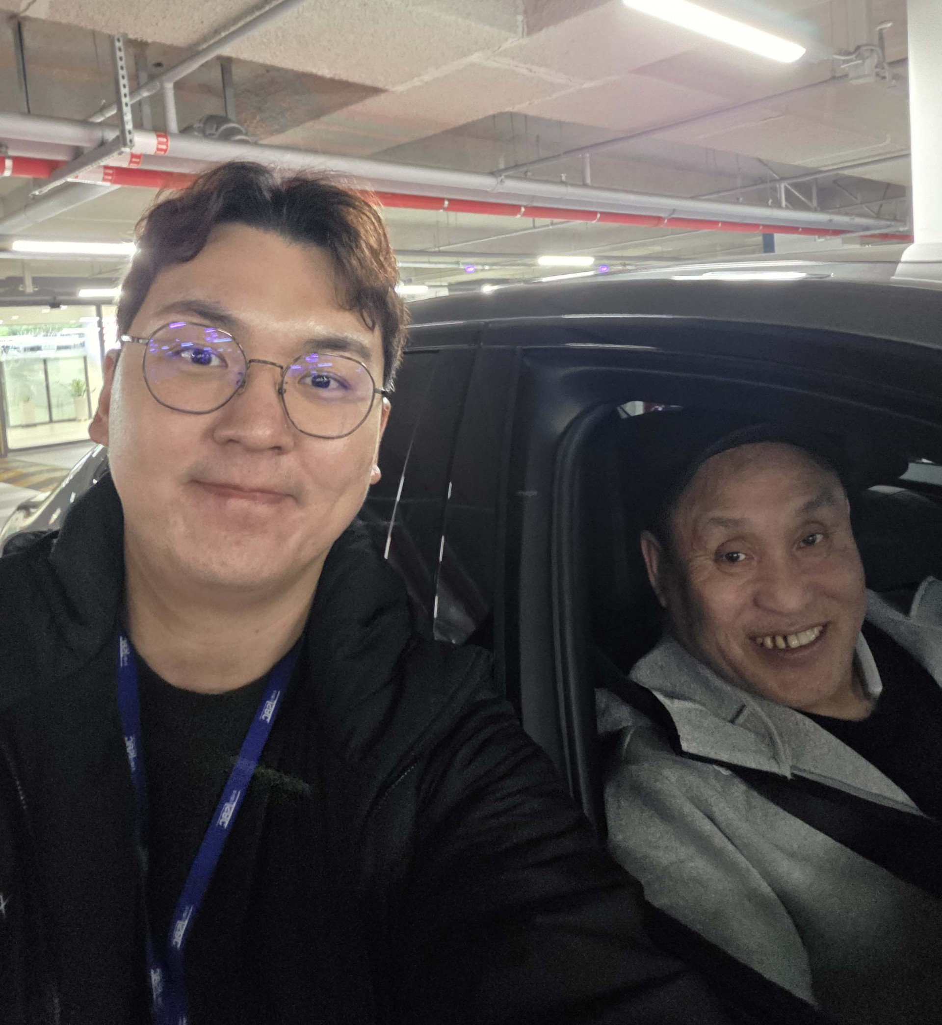 까다로운 기준도 만족한 BMW 520d 중고 출고 후기
